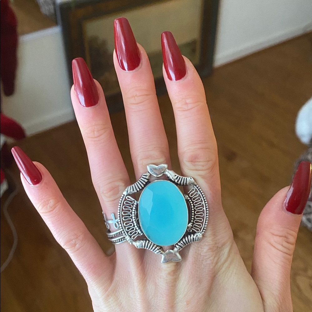 Stunning 925 Sterling Silver Chalcedony Ring